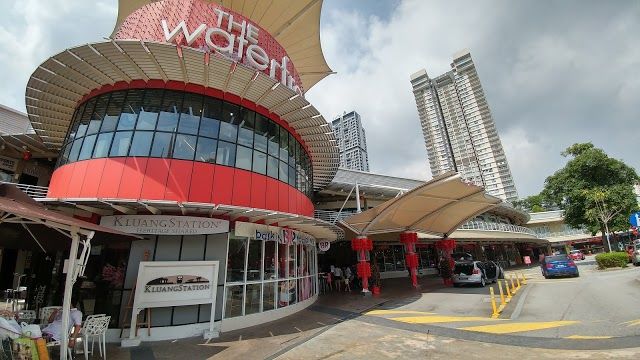 The Waterfront @ ParkCity